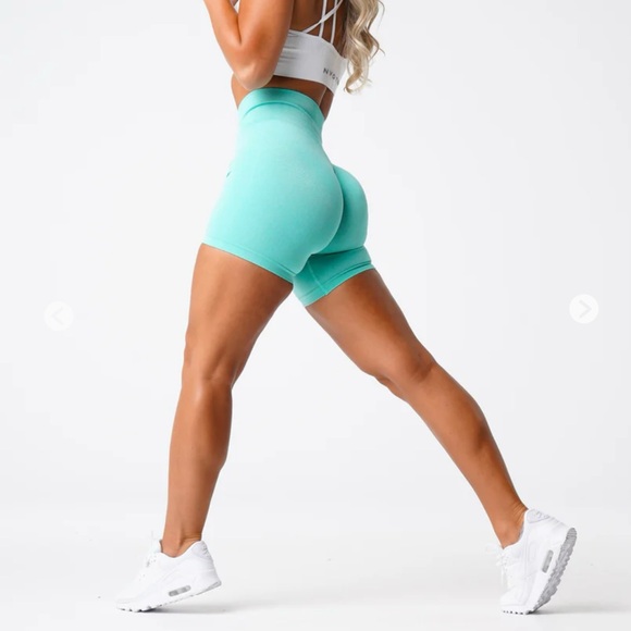 NVGTN Mint Pro Seamless Shorts - Picture 2 of 8